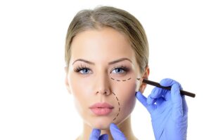 Chirurgie esthétique – tendances actuelles, chiffres et faits